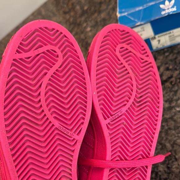 Adidas Pink Sneakers Classic Shell Toe Design - Picture 15 of 16